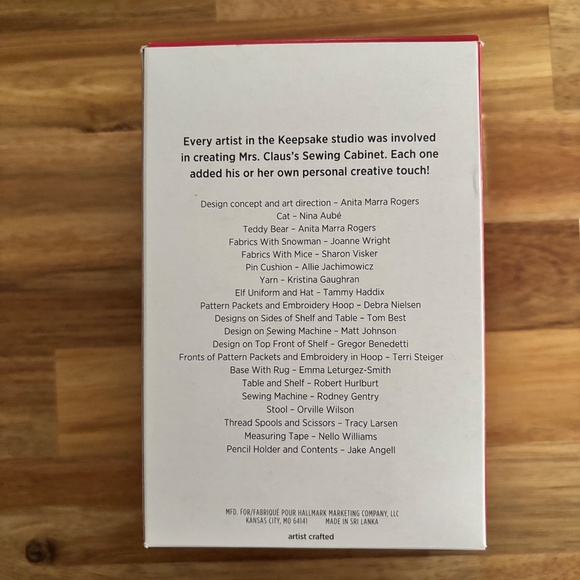 Hallmark KOC Mrs. Claus's Sewing Cabinet Limited Edition Signed MINT - Picture 2 of 7